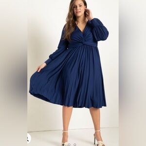 ELOQUII knot front pleated skirt dress- size 18. Never Worn! Beautiful Blue!